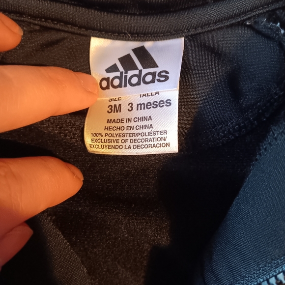 Adidas jacket size 0-3m - Picture 2 of 4